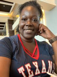 LaShunda White (@lhampton75)