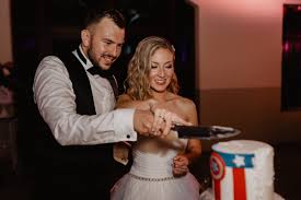 Wähle aus 1069 tollen hochzeitslocations in deutschland deine hochzeitslocation zum feiern der perfekten hochzeit aus. Russische Hochzeit Ablauf Brauche Planung Tipps