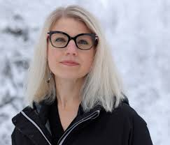 Amy Meissner's Instagram, Twitter & Facebook