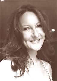 Sarah Gibb's Instagram, Twitter & Facebook