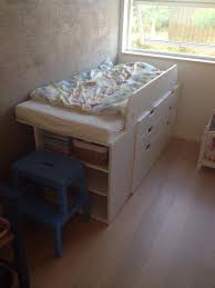 Bett Mit Stauraum Aus Kommoden Ikea Bed Tiny Bedroom Ikea Bed Hack