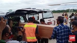 Huruf kapital dipakai sebagai huruf pertama dalam ungkapan yang berhubungan dengan nama tuhan dan kitab suci, termasuk kata ganti untuk tuhan. P2g Sebut Negara Dinilai Gagal Lindungi Guru Di Papua Berita Satu