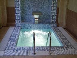 Indoor Swimming Pools And Pool Enclosures Add Luxury To House Designs For The Home Pool Enclosures Indoor Swimming Swimming Pools