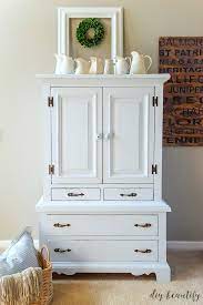 The chemicals used to create the gloss within the paint may prevent the polycrylic from permanently bonding. Top Coat Protection Options For Chalky Painted Furniture Diy Beautify Creating Beauty At Home