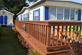 10 Mobile Home Makeovers That Will Inspire Your Remodel Pictures Mobile Home Makeovers Home Remodeling Diy Remodeling Mobile Homes