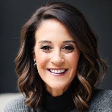 Anita Tucci's Instagram, Twitter & Facebook