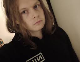 Hi everyone, I'm from Argentina, I live in Lusk, Co Dublin, I work in a  restaurant and I manage a tourist hostel and a student house. I like going  out for a