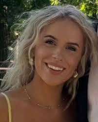 Lisa Yeary's Instagram, Twitter & Facebook