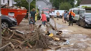 Schwere unwetter mit starkregen und hagel gehen am dienstag über bayern nieder. Chaos Nach Schweren Unwettern In Deutschland Zdfheute