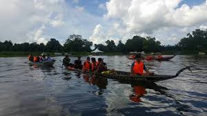 Kawasan ini biasanya dilawati oleh pelancong dengan tujuan ingin berakit melalui jeram padas di sungai padas. 9 Tempat Menarik Di Beaufort Sabah 2020 Eksplorasi Sabah