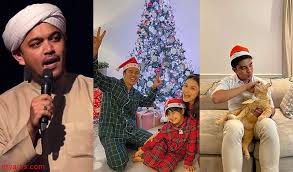 Desa ini terkenal karena dijadikan desa wisata bagi para wisatawan. Myartis Com Myartis My Artis Padam Gambar Pakai Topi Santa Claus Pesan Pu Syed Pada Awal Scha Saddiq Umat Islam