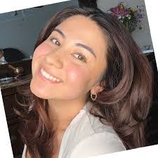 Giselle Flores's Instagram, Twitter & Facebook