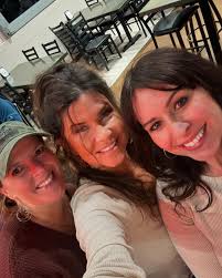 Suzanne Ludwig (@skintightfaceandbody) • Instagram photos and videos