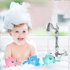 So today she is going to pamper her daughter by giving a royal bath. Toys Games Floats Rafts 2pcs Kid Wind Up Clockwork Baby Bathing Toy Puffer Fish Water Bathroom Play Game