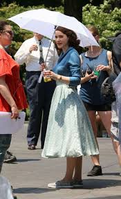 The Marvelous Mrs Maisel Season 1 Watch Online Free Midge Maisel The Marvelous Mrs Maisel Behind The Scenes Vintage Fashion Fashion Retro Fashion