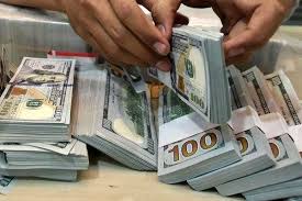 Meski cenderung naik, kurs mata uang asing dunia juga mengalami fluktuasi yang disebabkan faktor kondisi negara itu sendiri, maupun hubungan negara lain. China Tak Lagi Manipulator Mata Uang Indeks Dolar As Naik Market Bisnis Com