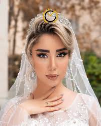 ✨ هنر دستان زیبای تیم تخصصی مینا غلامی ✨ از ۱ تا ۱۰ به این میکاپ چند می‌دی؟  برام کامنت کن و نظرت رو بگو 😍 @mina_gholami_salon #عروس #شنیون_مو #شنیون  #شنیونکار #شنیون_همراه #