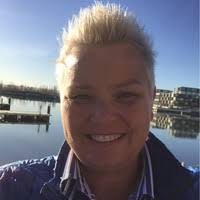 50+ perfiles de «Daniel Moffitt»