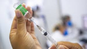 Malaysia has signed a deal to procure 6.4 million doses of astrazeneca's coronavirus vaccine, and malaysia expects to buy enough supplies to inoculate 26.5 million people, or more than 80% of its. Malaysia Setop Pakai Vaksin Astrazeneca Di Program Vaksinasi