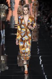 283 resultado da pesquisa por: These Are The Trends That Fashion S Early Adopters Will Be Wearing Now Fashion Spring Summer Fashion Trends Edgy Fashion
