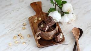 A piacere si può aggiungere un cucchiaio di zucchero. Salame Al Cioccolato Senza Uova E Burro Con Caffe E Nocciole Di Marco Bianchi Ricettevegolose