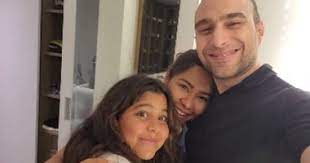 انتشر منذ قليل تسجيل صوتي على مواقع التواصل الاجتماعي لحسين حبيب والد الفنان حسام حبيب، يتحدث خلاله عن خطة نجله للزواج سراً على شيرين عبد الوهاب. Tiiygh7vbzmerm