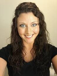 Lisa Brayall's Instagram, Twitter & Facebook