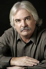 UT journalism alumnus remembered for investigative work for fair sentencing 