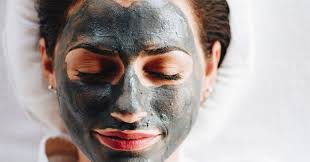 This mask can even help with getting rid of acne, so you can get blowy and healthy looking skin! Diy Activated Charcoal Face Mask