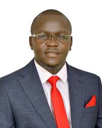 Mae debni en Uhuru dekoro ekoto JAKOM gi Kong'o mar DOUBLE BLACK LABEL to  piny dhii. Long live Rais Ruto Baba SALIN. We will vote you again and  again.