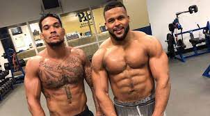 Check out the incredible workout that aaron donald does to prepare himself for nfl games. James Conner Shows Off Recent Progress With Aaron Donald