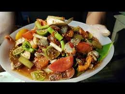 ส มตำต อกแต ก น าก นตลอดท เห น ส มตำก งสด ตำหอยแครง ตลาดน ำคลองล ดมะยม papaya salad bkk th youtube อาหาร