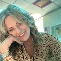 Malinda Davis's Instagram, Twitter & Facebook