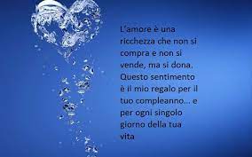Un Esempio Di Frasi Per Augurare Buon Compleanno Alla Persona Amata Sottolineando Il Valore Dell Amore Buon Compleanno Compleanno Citazioni Carine