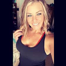 Is Susan Layne Griffith in the 1975 North Hollywood High School yearbook?