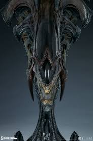 See full list on avp.fandom.com Alien Queen Bust Stands Two And A Half Feet Tall To Terrify Visitors