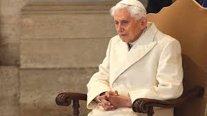 איך אומרים papst benedikt xvi אנגלית? Bleibt Benedikt Xvi In Regensburg Kirche Leben