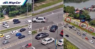 Jalan raya ekspres, jalan bebas hambatan, jalan raya lintas). Kereta U Turn Dan Langgar Arus Berjemaah Elak Sesak Disebabkan Sjr Di Pulau Pinang Wapcar