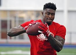 Latest on seattle seahawks wide receiver dk metcalf including news, stats, videos, highlights and more on espn. More Than Muscles Metcalf Works To Show Nfl All Around Game