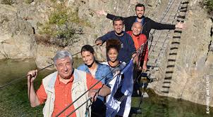 Camping la pomme de pin officiel. Avis Camping Paradis En Corse Tf1 Le 17 Juillet 2018 Les Vacances Du Camping Nouveautes Tele Com