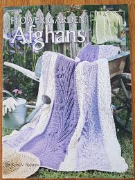 Crochet Flower Garden Afghans By Rena V Stevens Leisure Arts No 3258 Leisure Arts Crochet Books Crochet Flowers