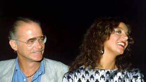 Stefania sandrelli, fascino senza tempo. Stefania Sandrelli E Il Tradimento Di Gino Paoli Quando L Ho Scoperto Gli Ho Distrutto Casa Controcopertina Com