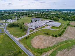 It and its neighbors at 258 to 266 east 7th street date to the earliest stage of development in the dry dock district, what was once the heart of new york city's working waterfront. 1813 W 7th St Hopkinsville Ky 42240 Industrial For Sale Loopnet Com