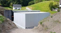 Die weiße wanne ist eine begrifflichkeit aus der baustatik und wird bei südwest keller in form eines fertigkellers ausgeführt. Fertigkeller Erfolgreich Bauen Hurra Wir Bauen