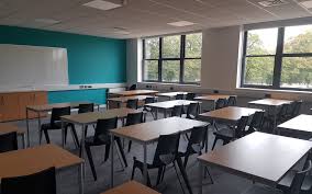 Google classroom es un lugar central donde se unen la enseñanza y el aprendizaje. Classroom Spaces Four Square Furniture