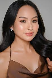 Robert Maceda's Instagram, Twitter & Facebook