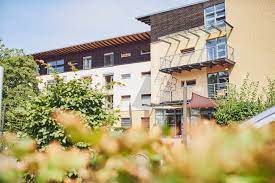 Eine tageszeitung beschäftigt sich mit vielen. Johanniter Haus Koln Porz Seniorenheim