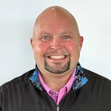 Scott Armbruster's Instagram, Twitter & Facebook