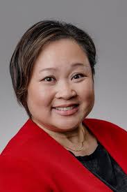 Jeannie Woo's Instagram, Twitter & Facebook