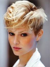 .idee coiffure cheveux courts beau i coupe cheveux 2019 femme coupe cheveux tendance i pinimg 736x 0d 81 8e this particular impression (coupes de coupe cheveux femme court derriere long devant) earlier mentioned is branded having: Epingle Sur Coiffure Courte